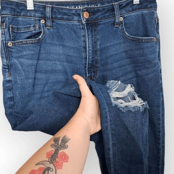 American Eagle Mom Jeans size 10 Regular - Picture 3 of 7